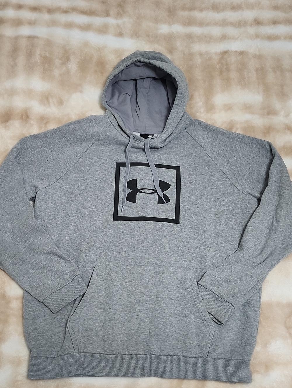 Men's Gray Under Armour Hoodie With Black Logo